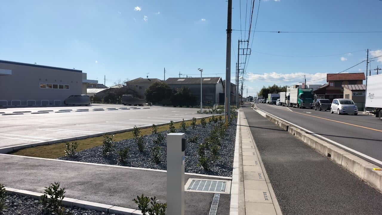店舗正面道路