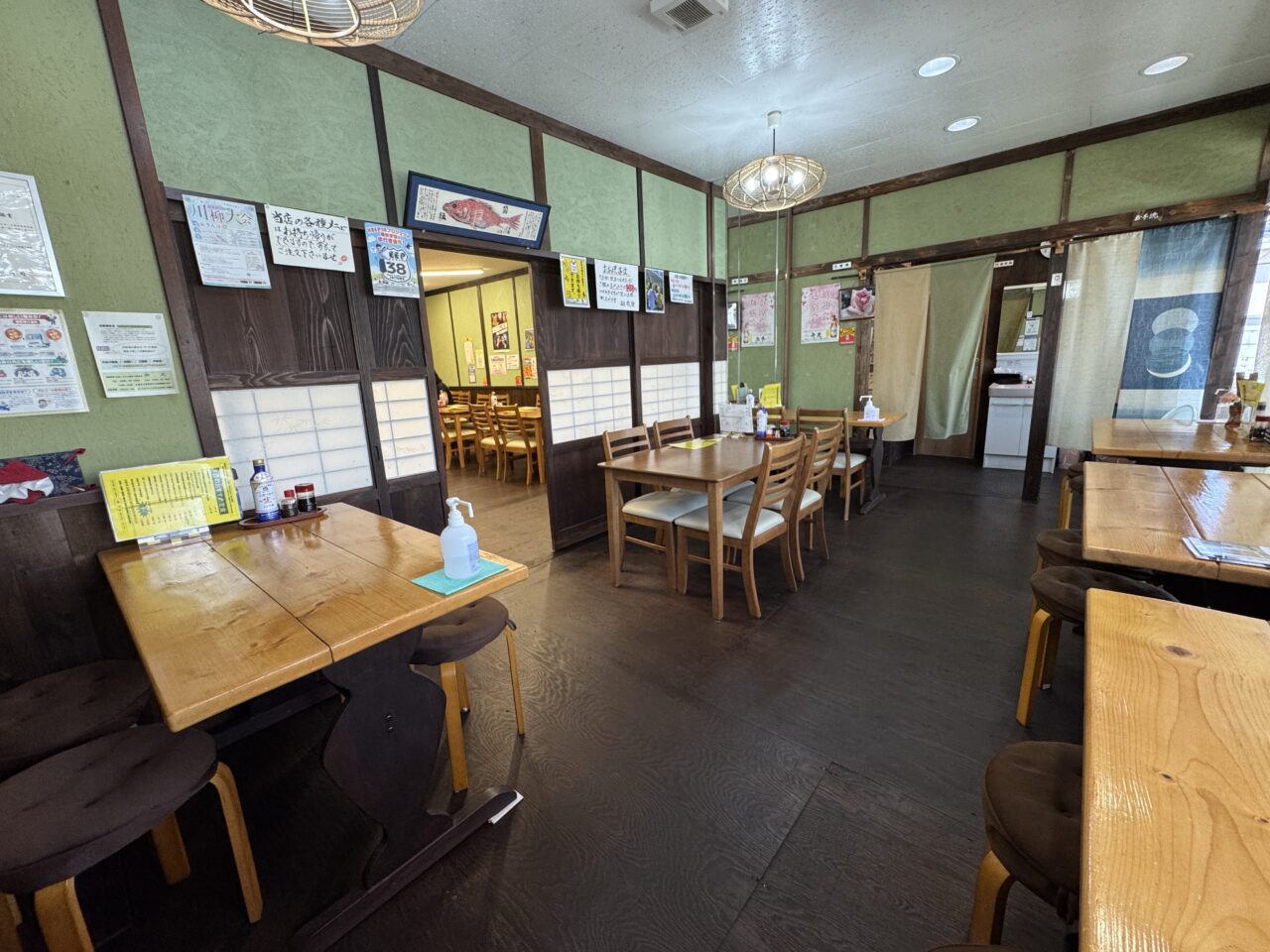 久喜市の弁天の客席