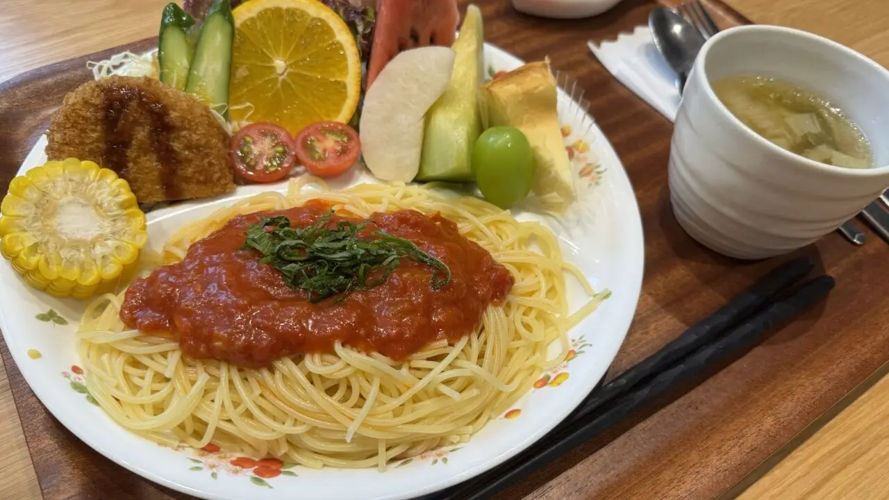 久喜市八甫にあるカフェ・ごはん百花のワンプレートランチ