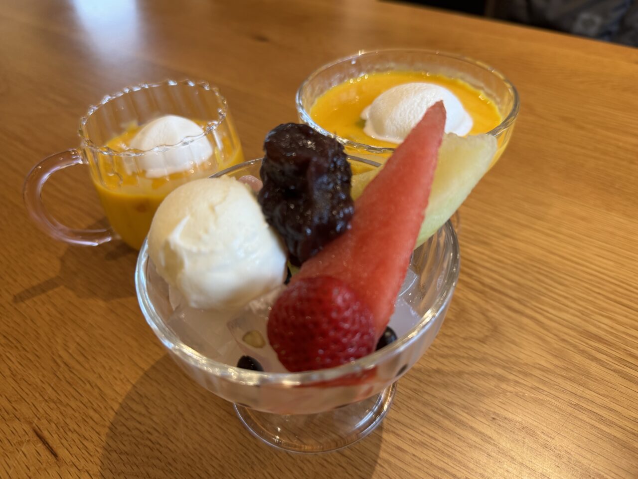 久喜市八甫にあるカフェ・ごはん百花のあんみつ