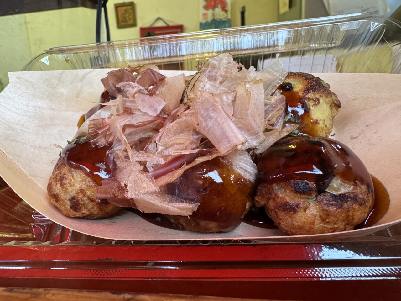 久喜駅西口ロータリーのたこ焼きたい焼きの一福
