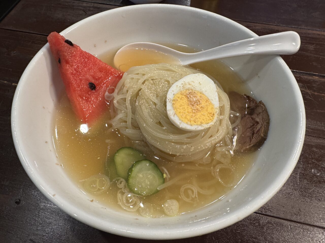 久喜にオープンした焼肉大将の手打ち本格盛岡冷麺と山形牛のランチセット