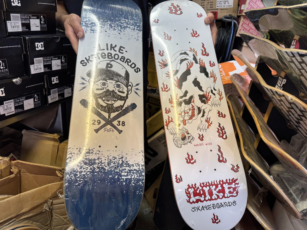 久喜市にあるスケボーショップlike