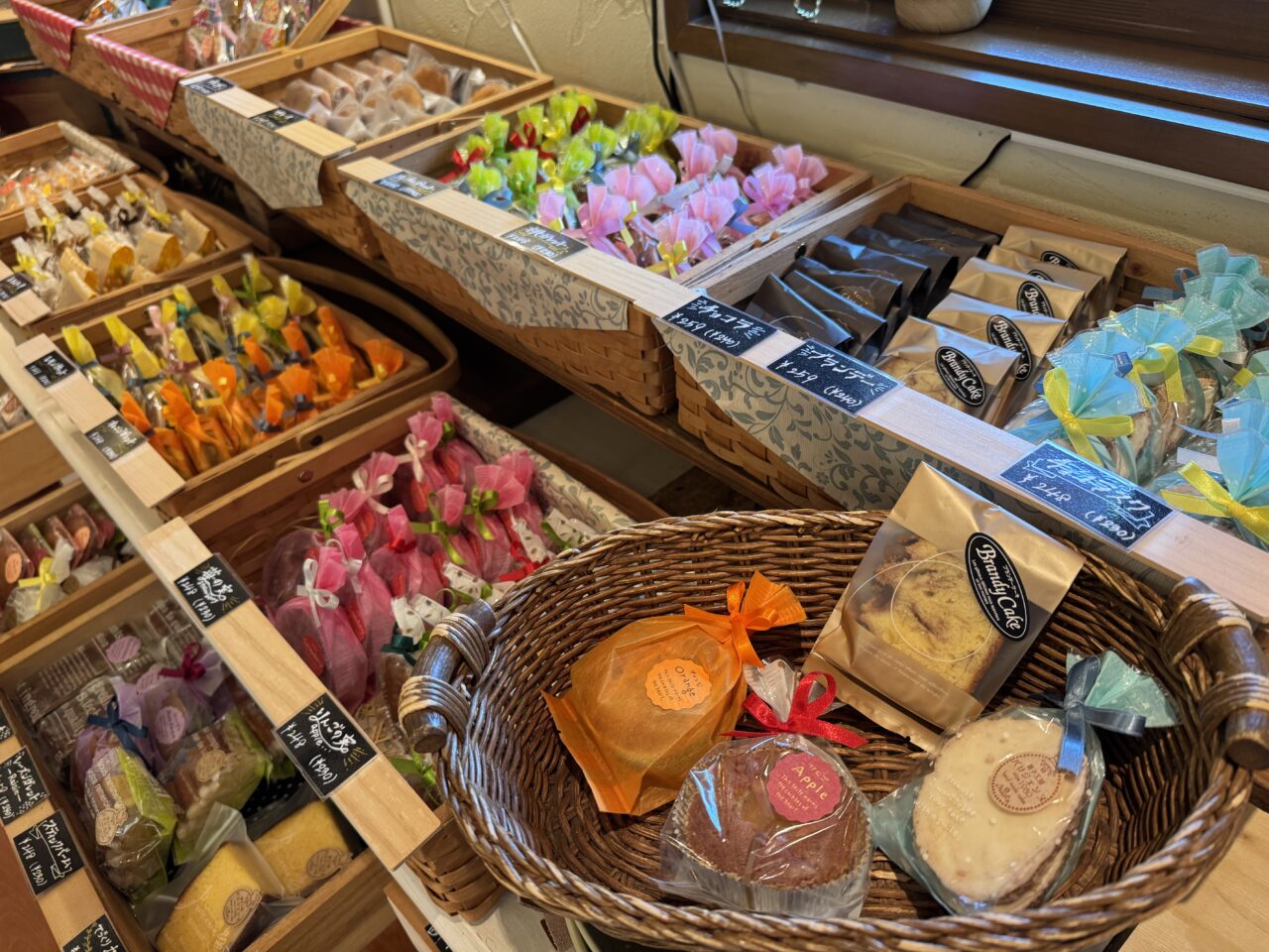 久喜市栗橋にあるケーキ屋パリジェンヌ洋菓子店の焼き菓子