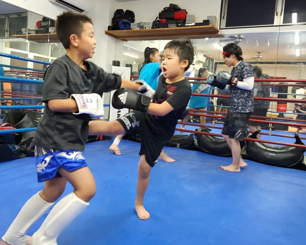 久喜の尚武会ジムでキックボクシングとムエタイ