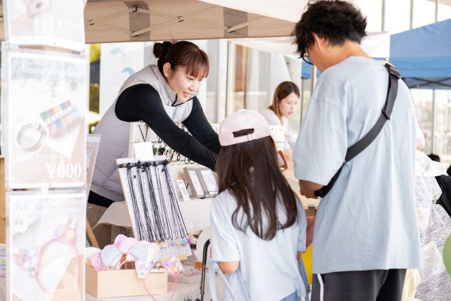 東武動物公園駅前無印良品で開催されるココニコマルシェ