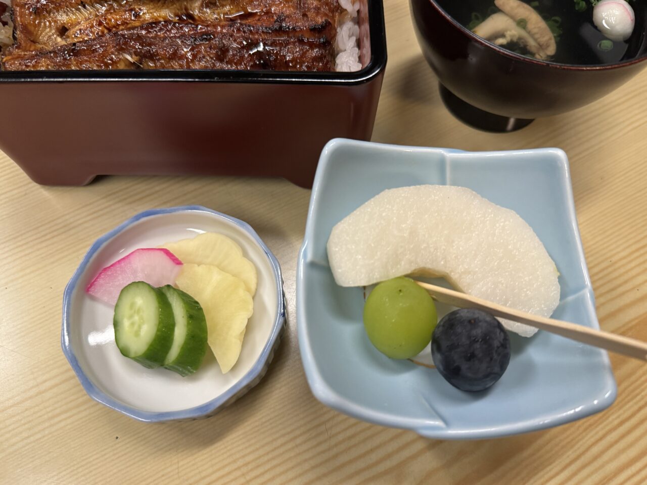 幸手市のギゴやの漬物とフルーツ