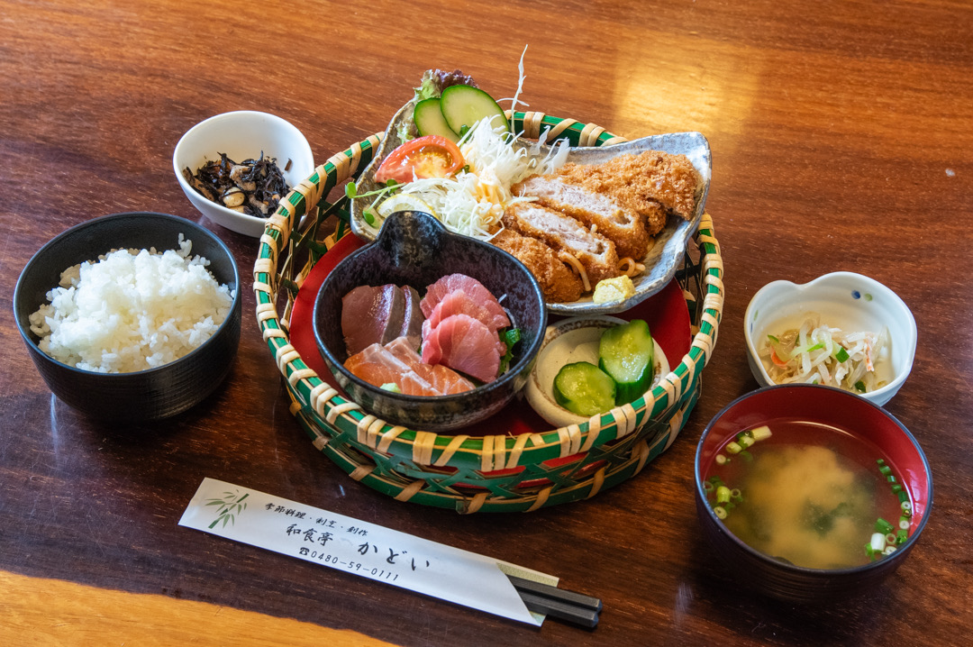 久喜市鷲宮にある和食かどいのランチ花かご御膳