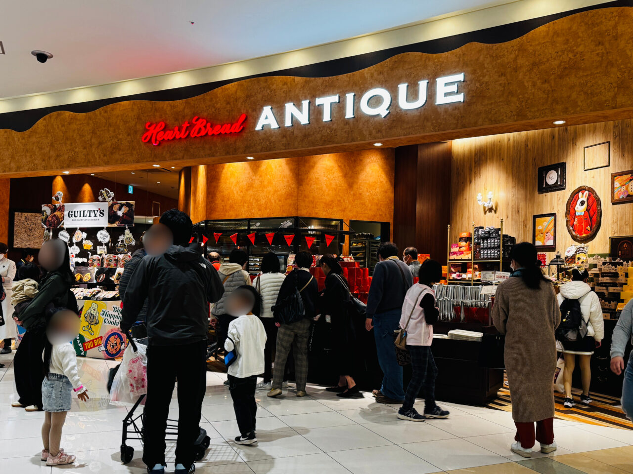 久喜にある鷲宮アリオにオープンしたハートブレッドアンティークとクッキーのギルティー 
