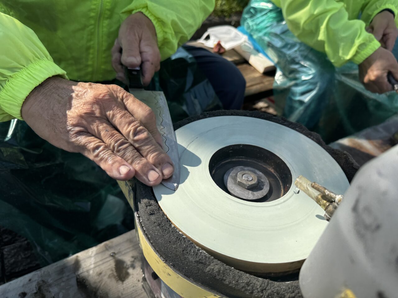 栗橋やさしさときめき祭り2025年開催の様子包丁とぎ