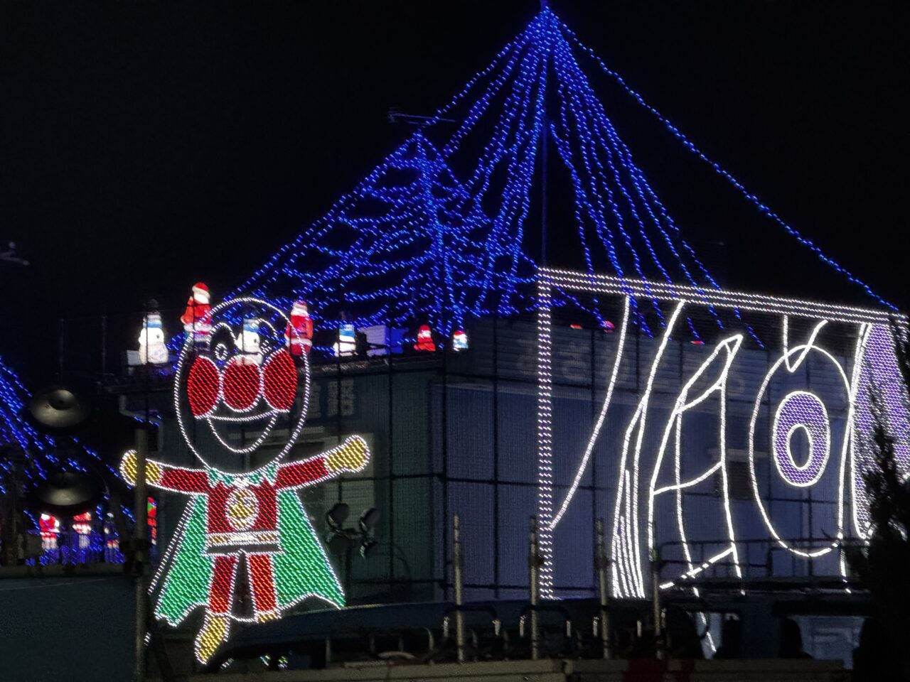 おざわ道路のイルミネーション