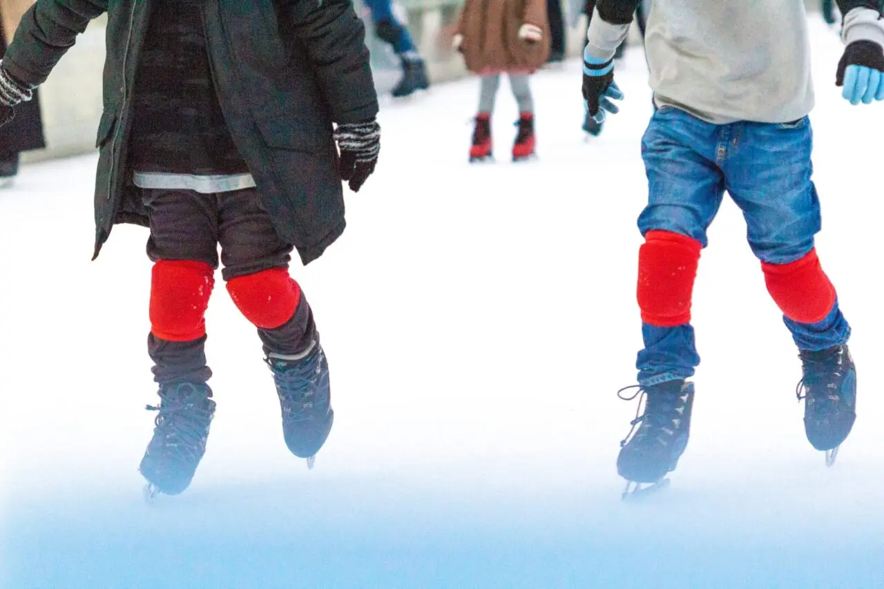 モラージュ勝負にスケートリンクが