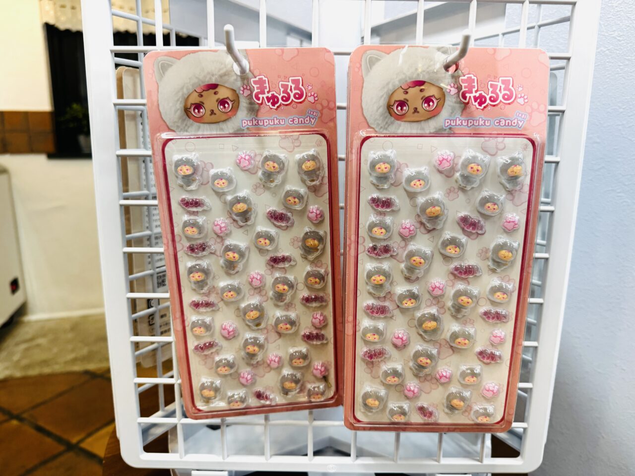 久喜市ボンボンドロップシール