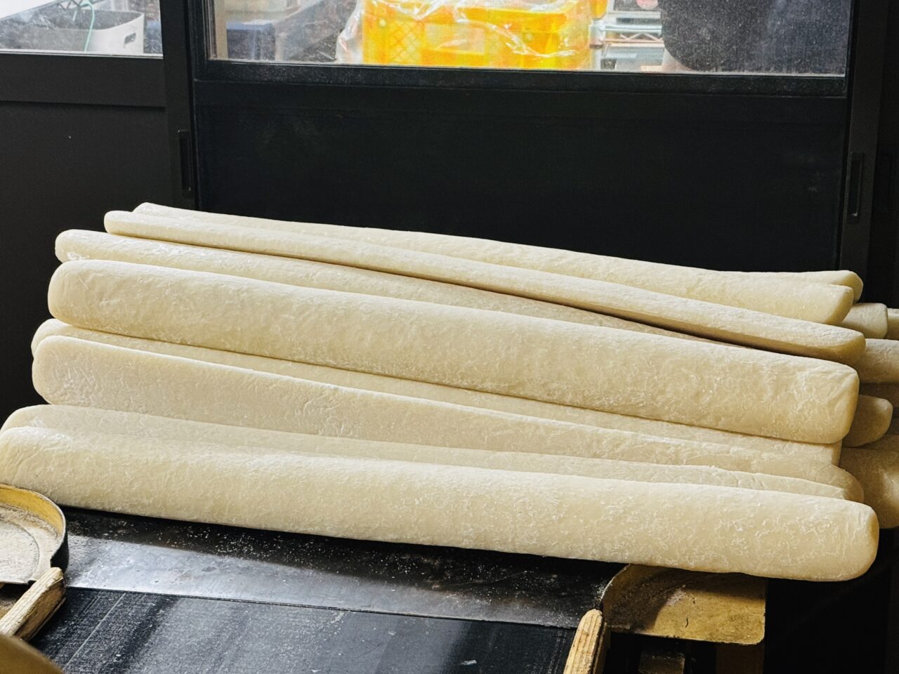 杉戸の青木せんべい工場直売所ではユニークは手作りおかきが注文できる