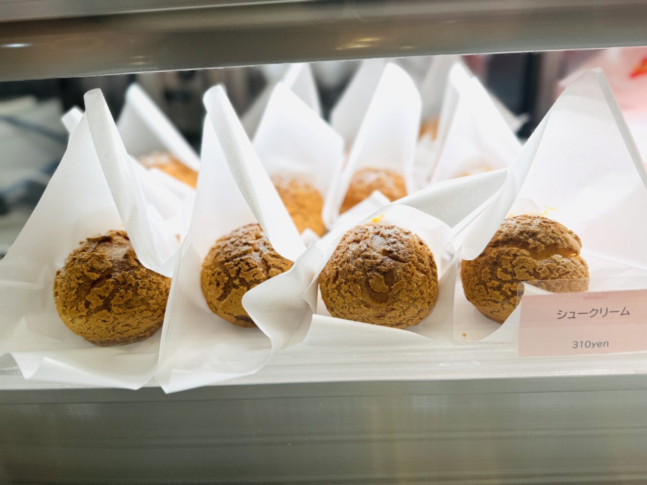 杉戸のさかさい坂斎のうみたて卵とスイーツ