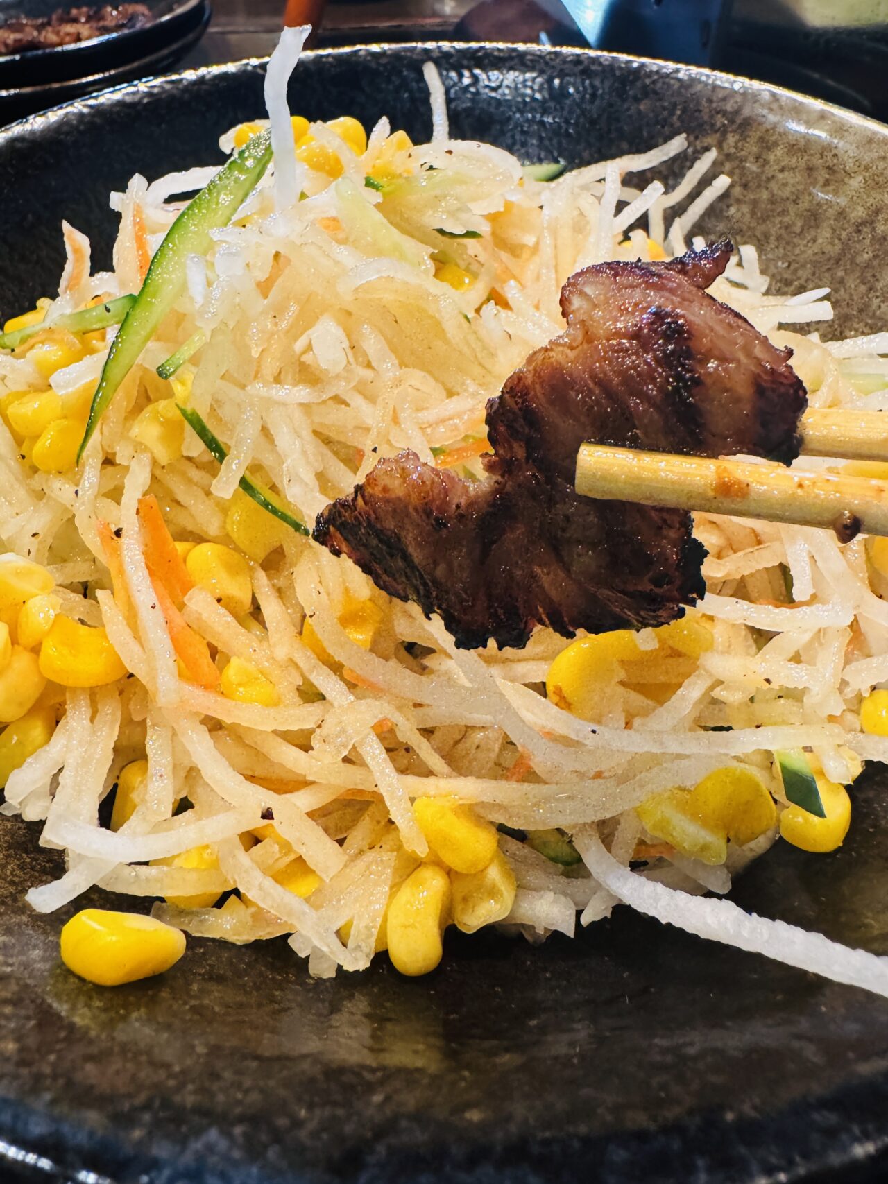 久喜市にある山形牛が楽しめる焼肉将軍の特上カルビ＆ロースランチ